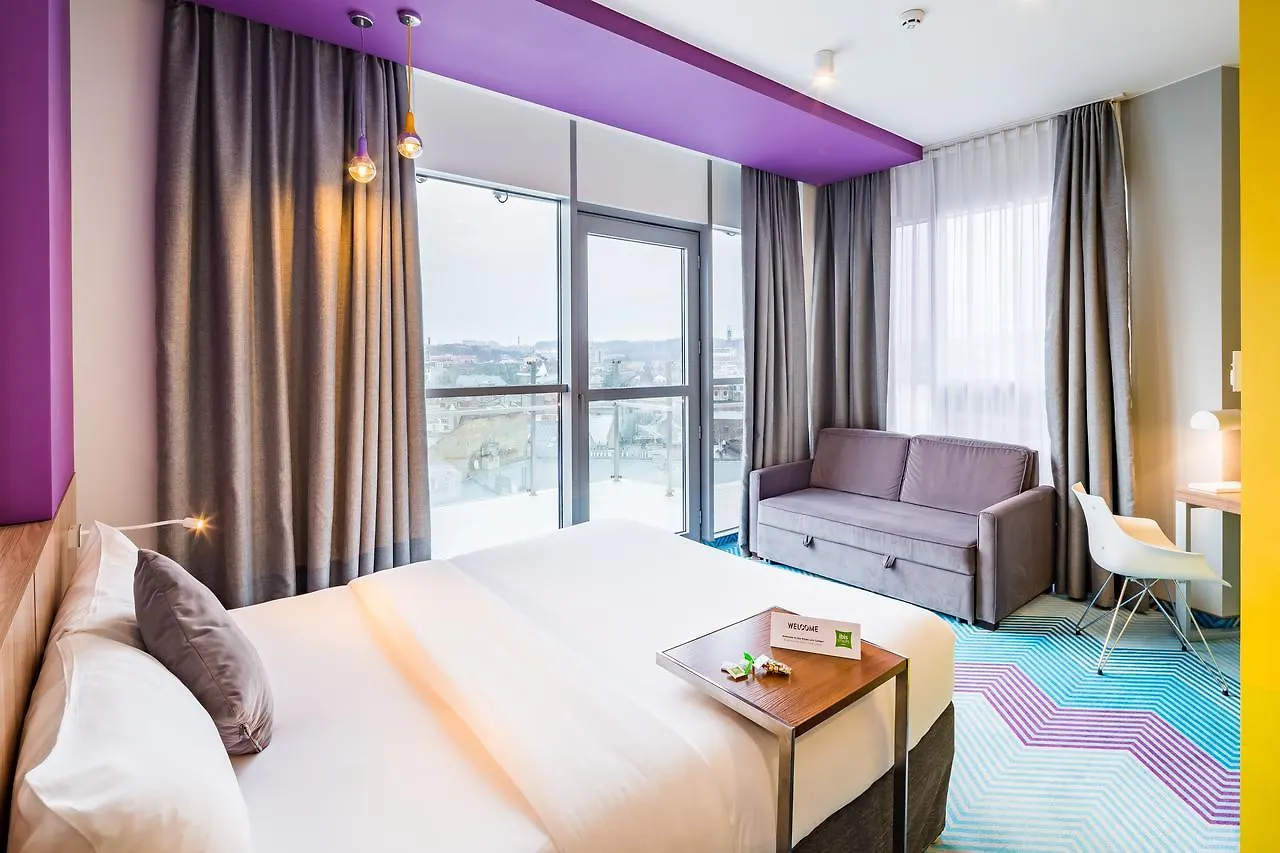 מלון Ibis Styles Lviv Center 3*,  אוקראינה